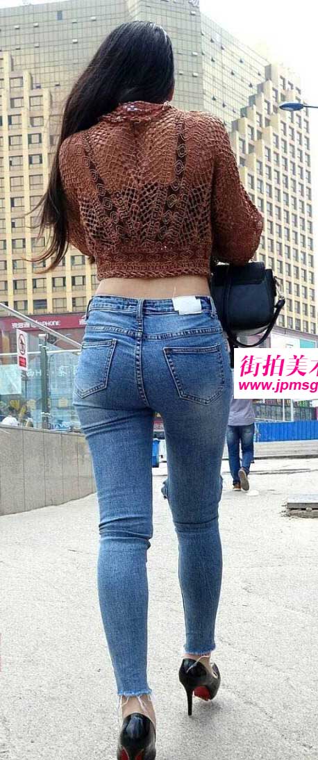 女人最美的姿态就是屁股特别大2