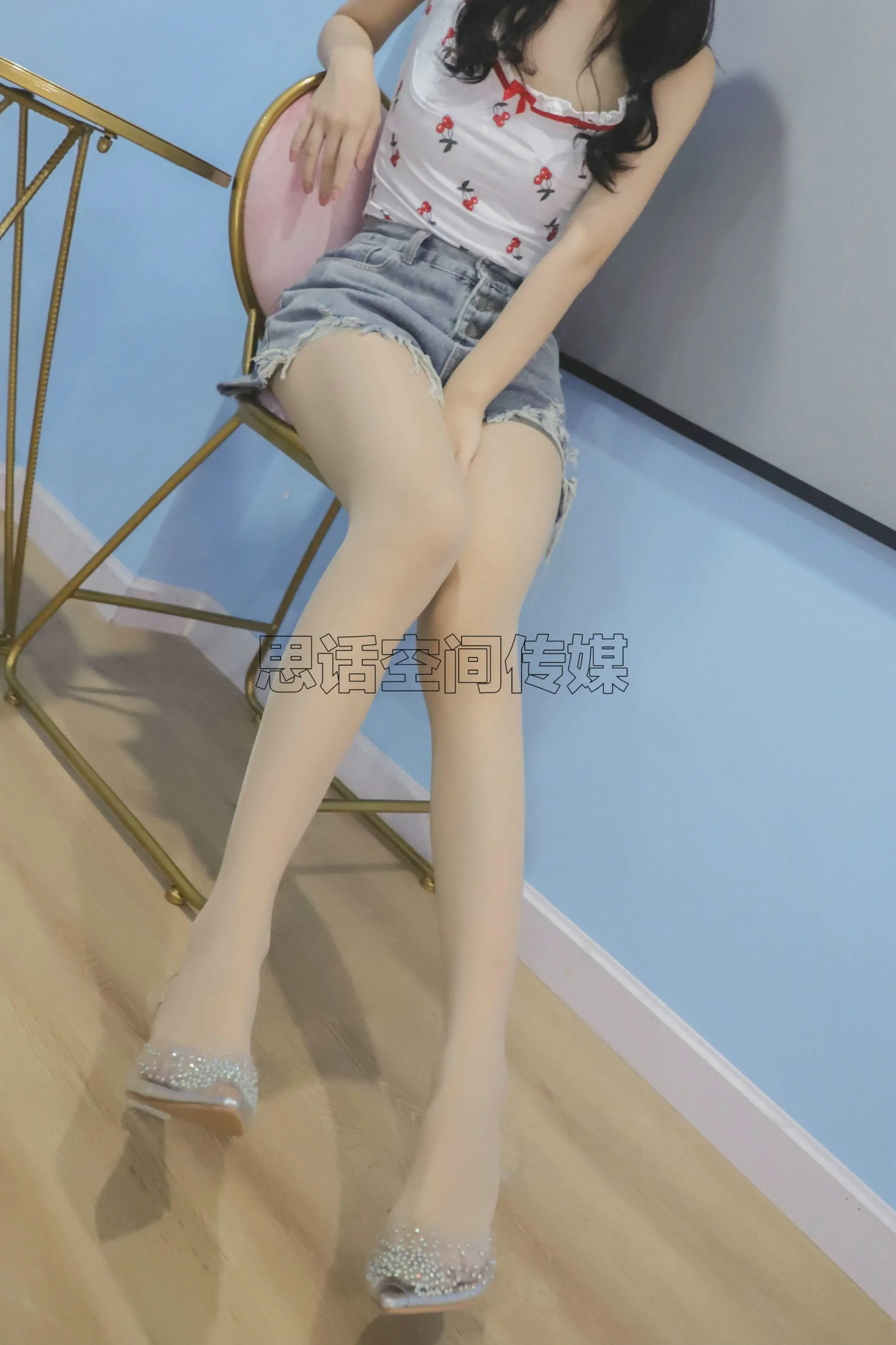 [2025-08-11] [SiHua]丝话 SJ-035 珊珊 萝莉库里斯 [59P]