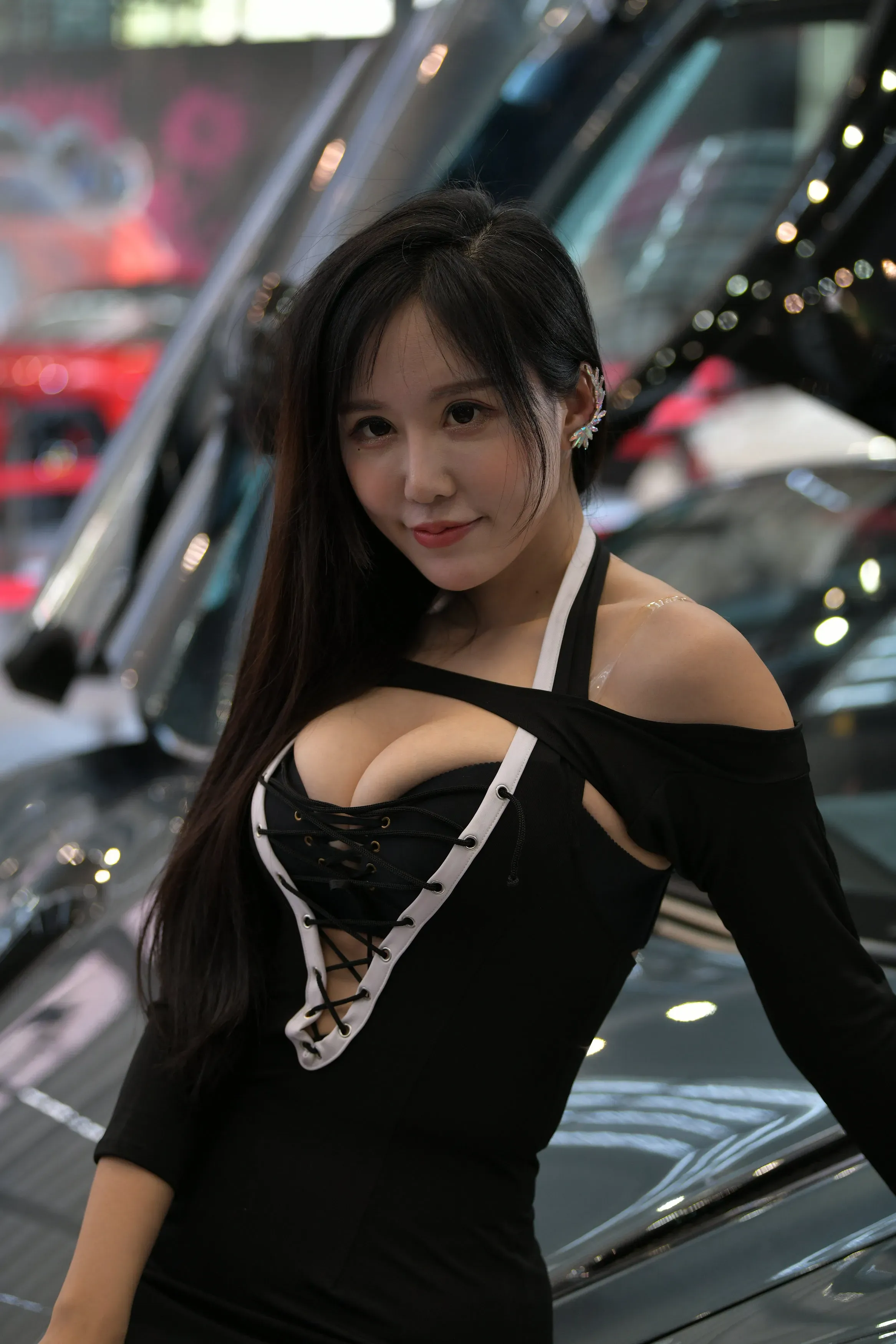 [2025-09-09] 展会上的漂亮小姐姐 1 [95P]