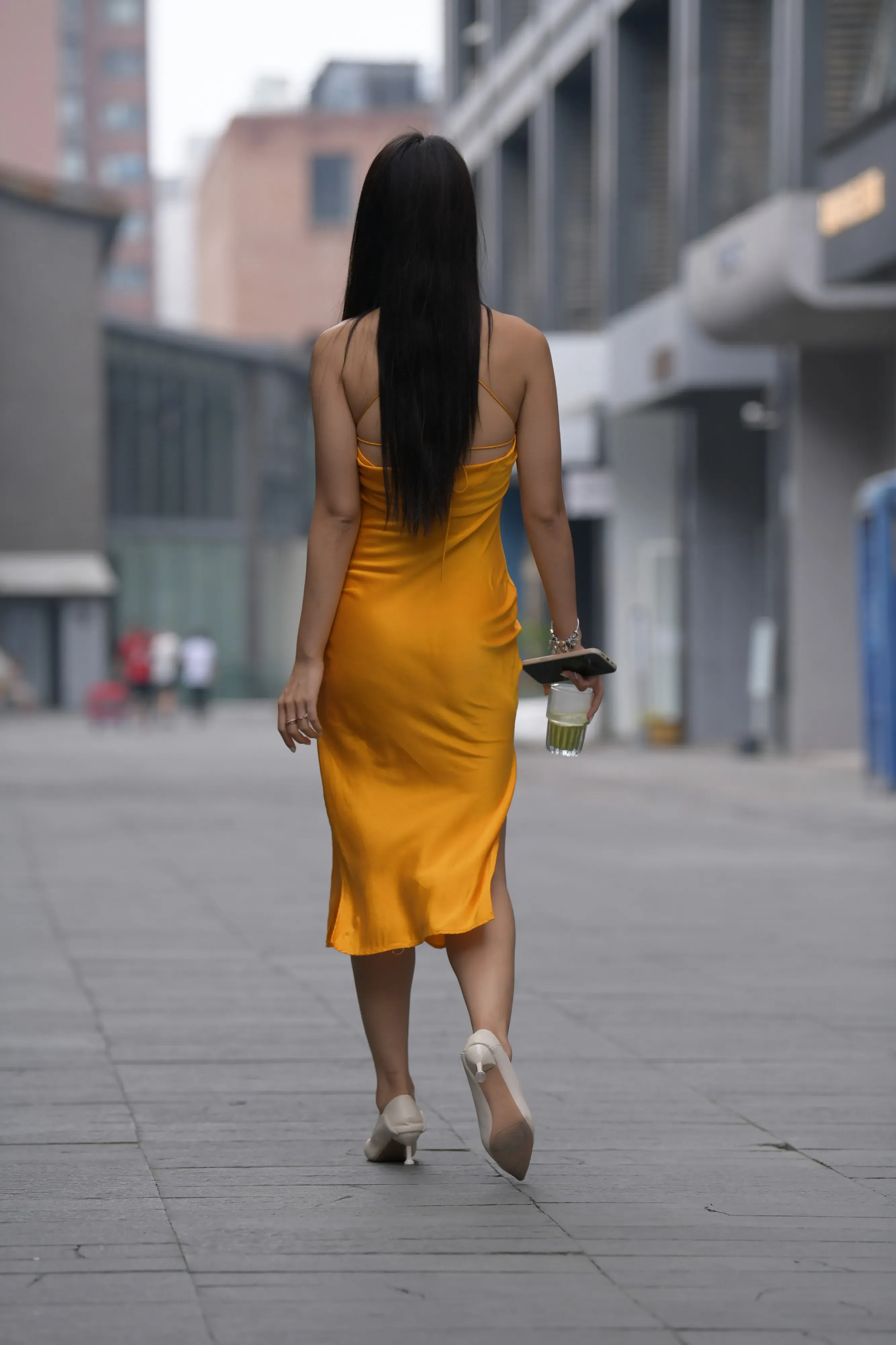 [2025-09-10] 国色美图之色彩迷人的吊带长裙2 [107P]